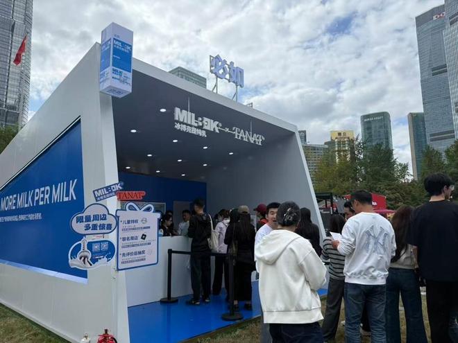 家嘴：一节十年满城“咖”香麻将胡了试玩咖啡“溢出”陆(图7)