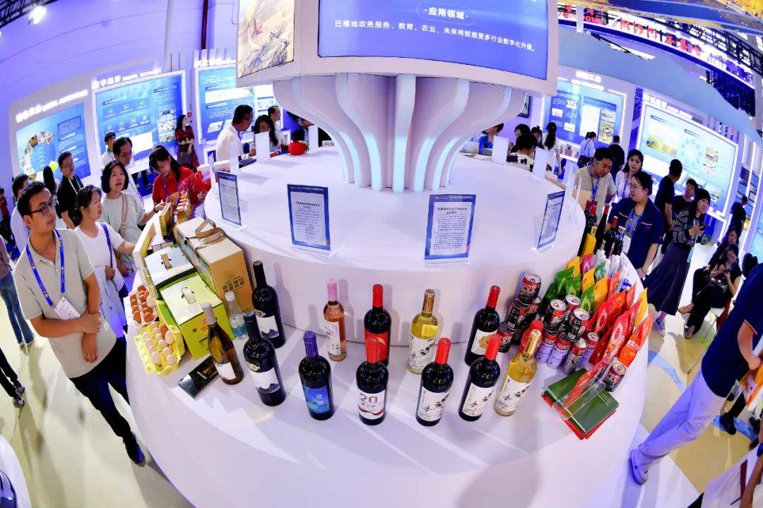 、游戏专区首秀……银川精彩纷呈！PG麻将胡了特色商品、人工智能(图9)